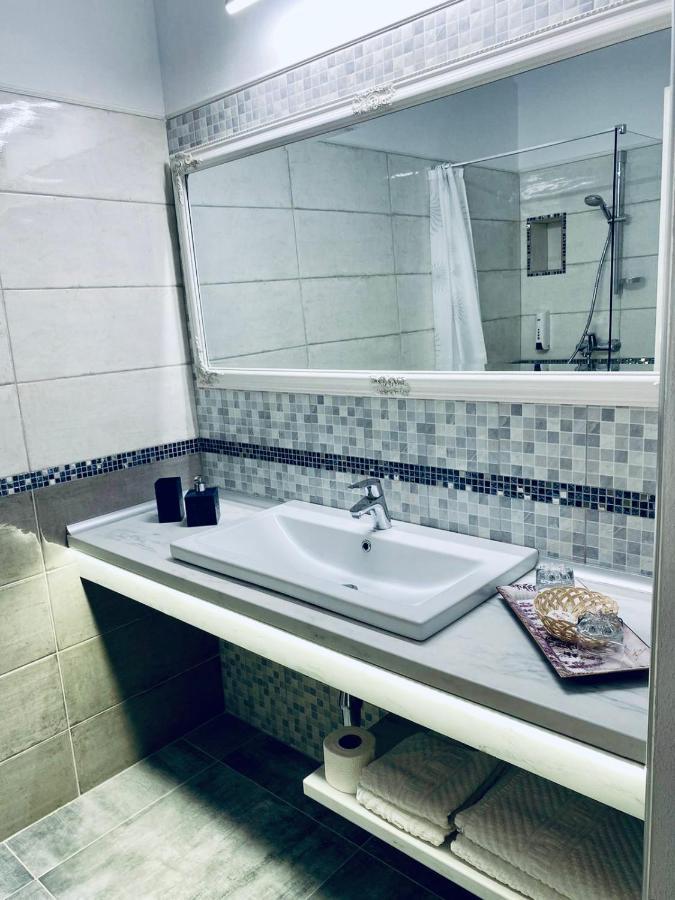 Casa 9 - & Ieşelniţa